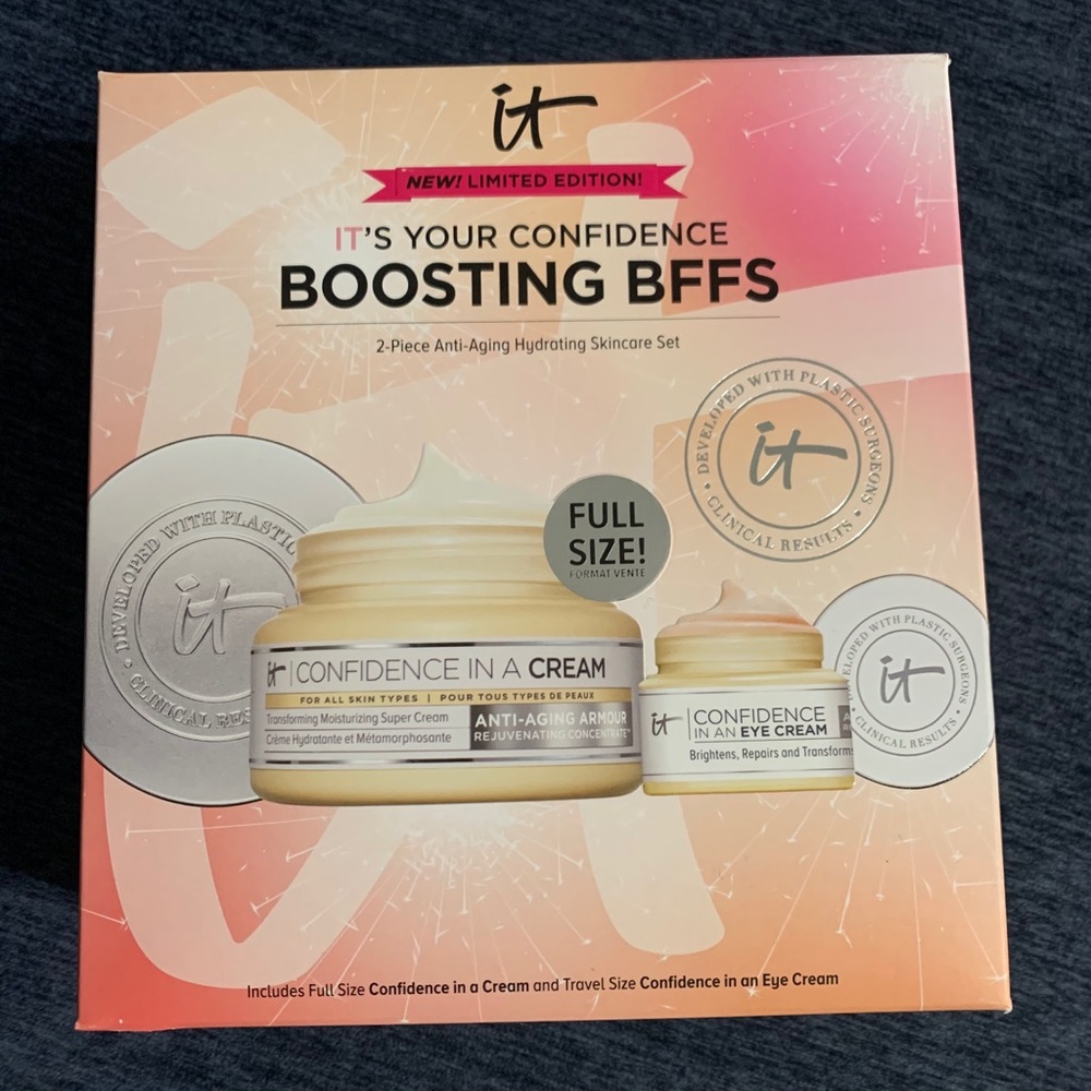 It Cosmetics confidence in a cream set
